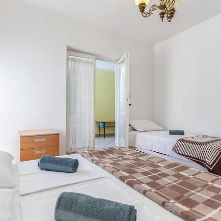 Zlata Apartment โปเรช ภายนอก รูปภาพ