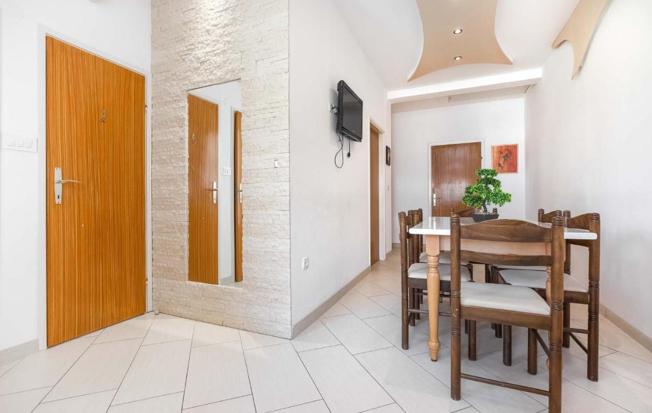 Zlata Apartment โปเรช ภายนอก รูปภาพ