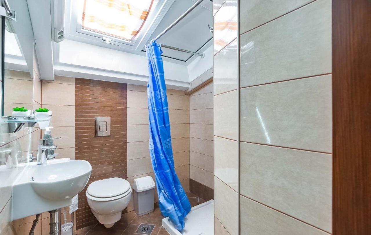 Zlata Apartment โปเรช ภายนอก รูปภาพ
