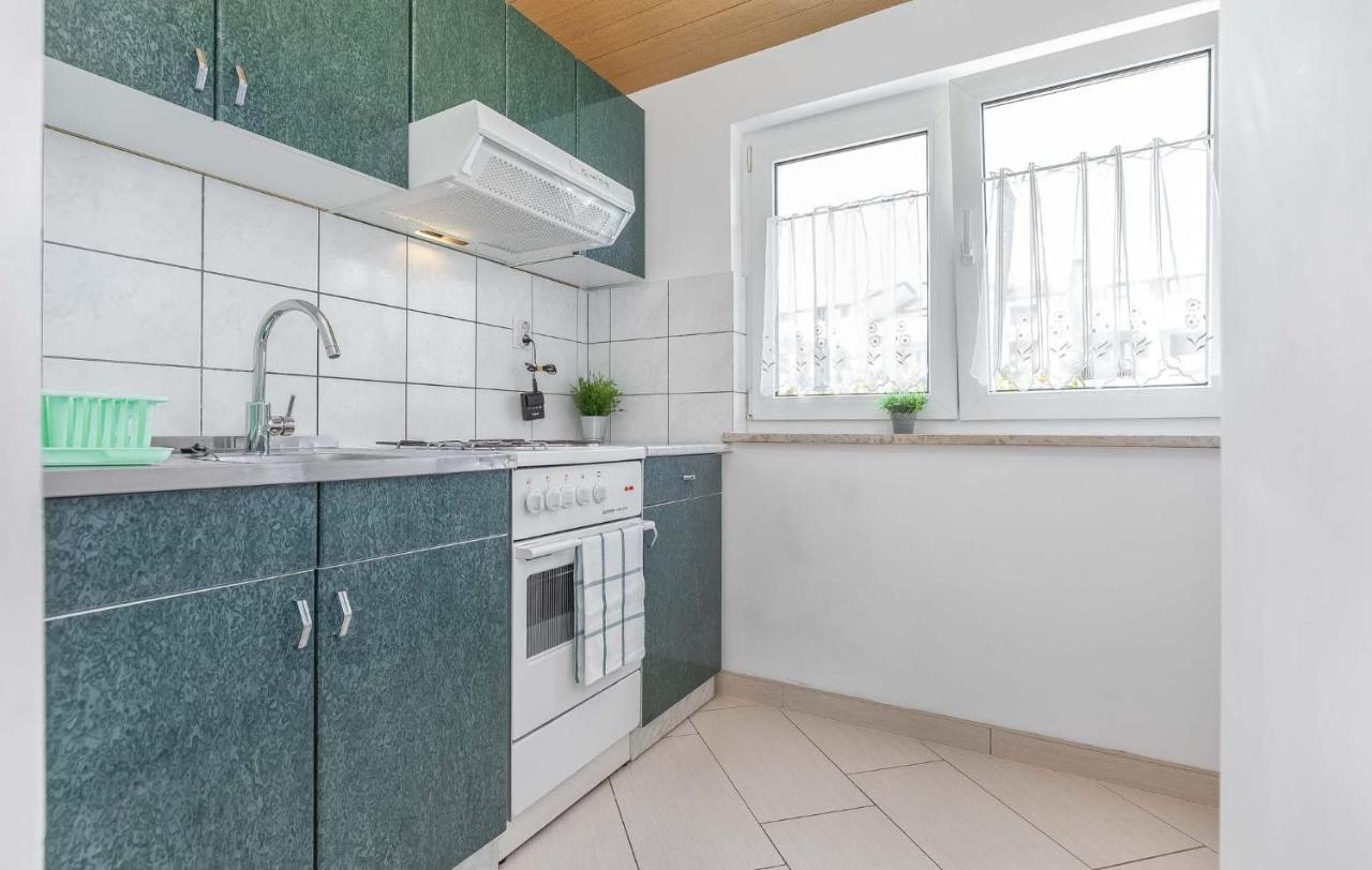 Zlata Apartment โปเรช ภายนอก รูปภาพ