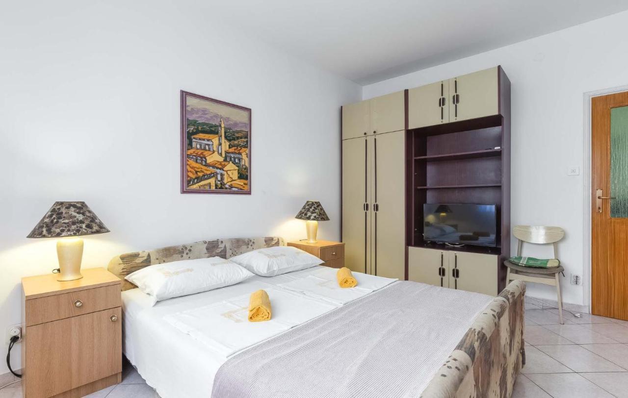 Zlata Apartment โปเรช ภายนอก รูปภาพ